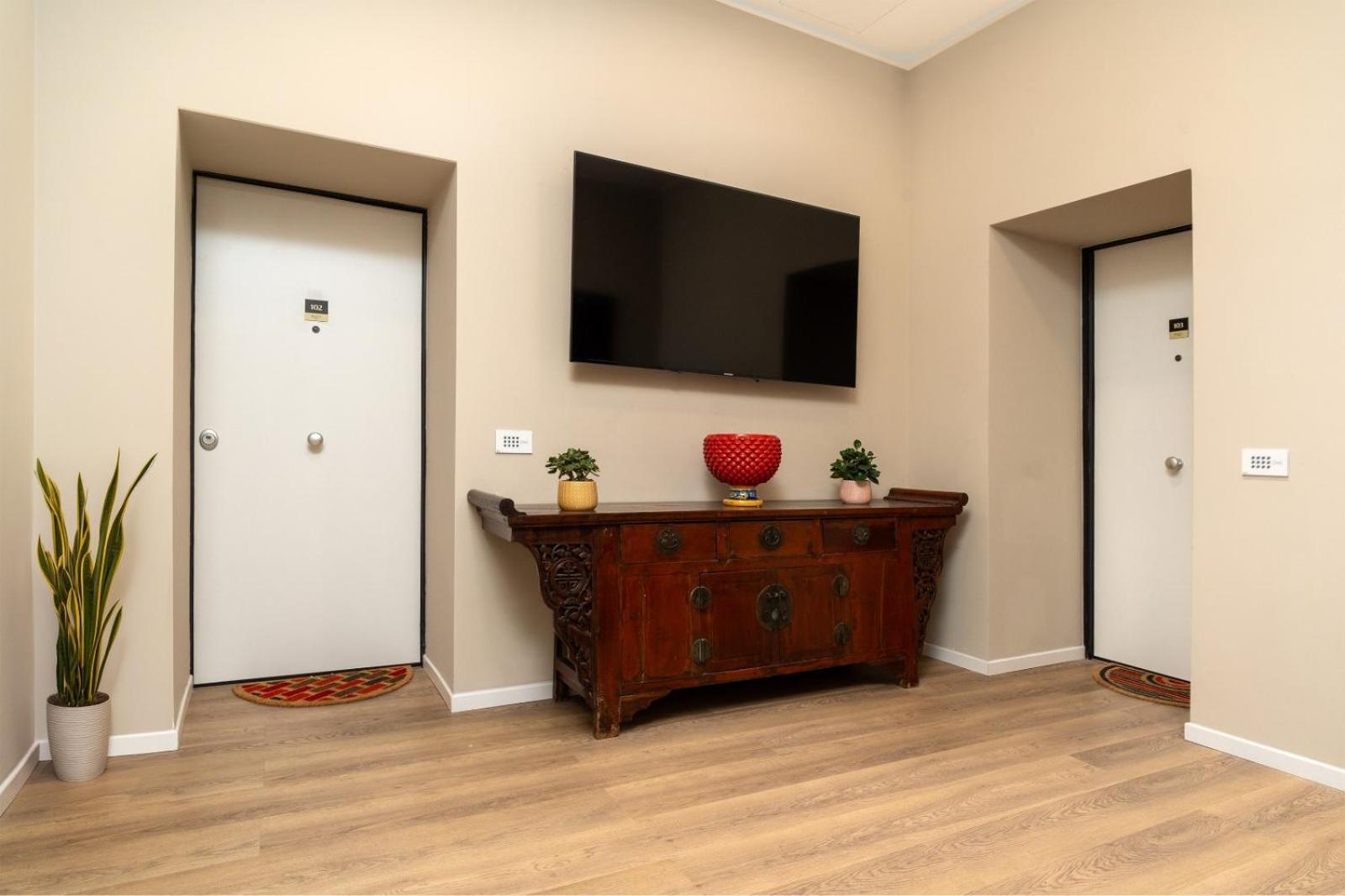 Archimedes Suites Катания Екстериор снимка