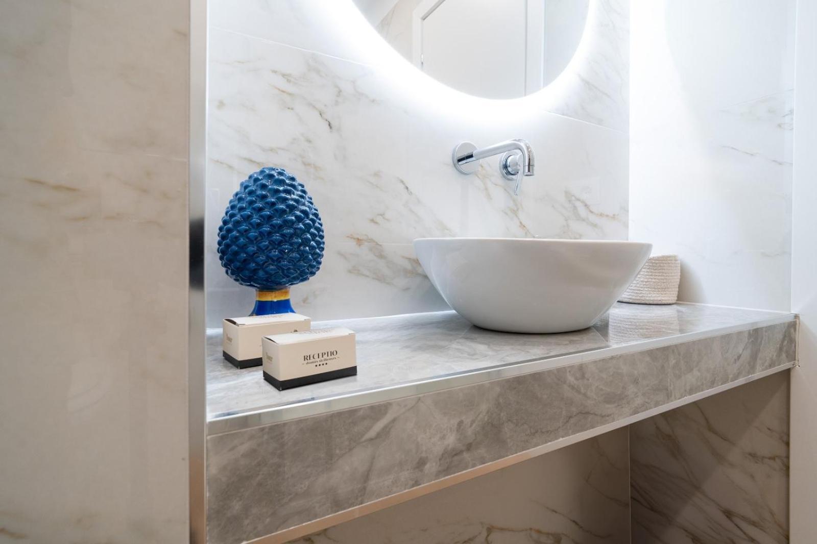 Archimedes Suites Катания Екстериор снимка